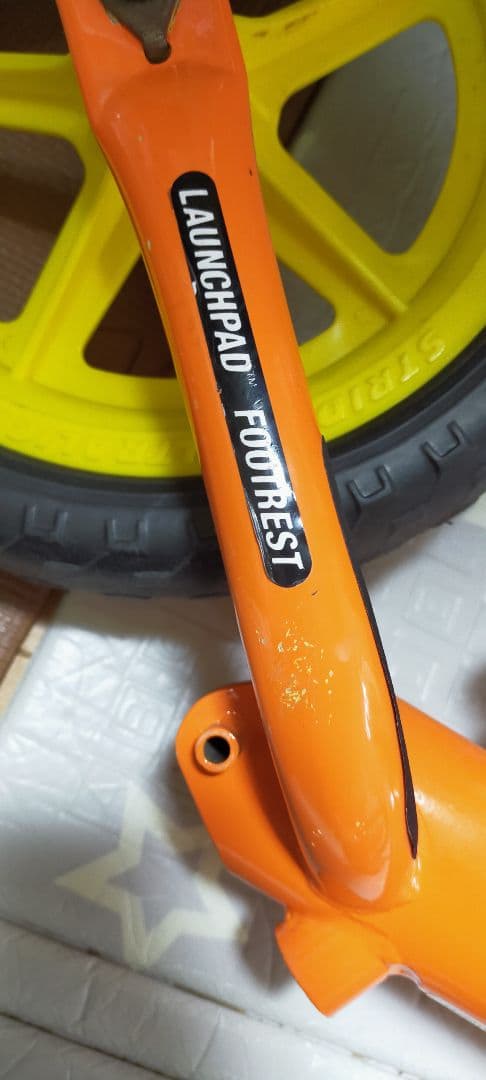 ストライダー　STRIDER　オレンジ/イエロー　オマケ収納袋セット付き