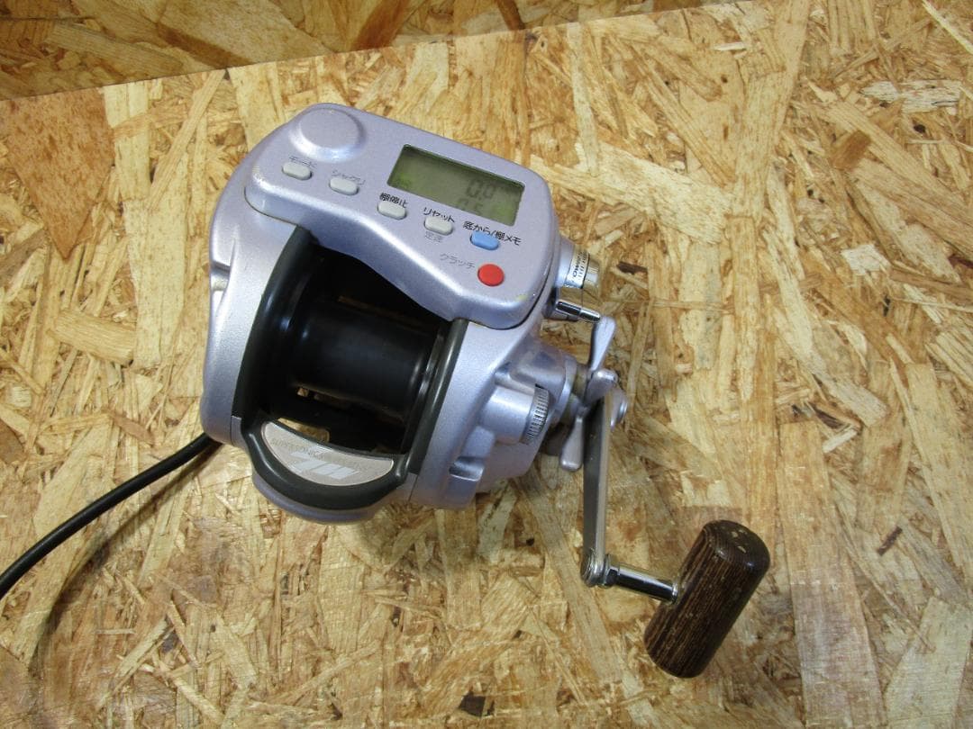 ダイワ スーパータナコンZ600SW電動リール (通電動作確認済）