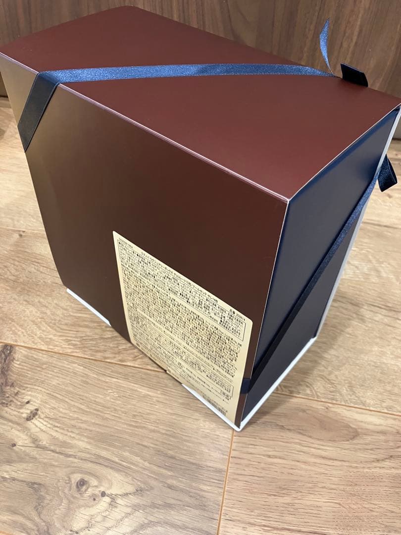 ゴディバ ラグジュアリーボックス チョコレート75粒/フールセック サレ14枚