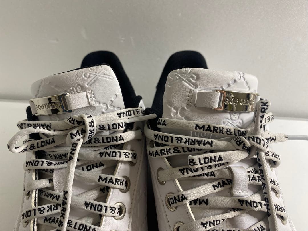 MARK&LONA マークアンドロナ エンボスキルトスカルスニーカー　26㌢
