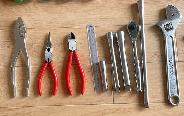 トヨタ純正工具　車整備士専用工具52点セット