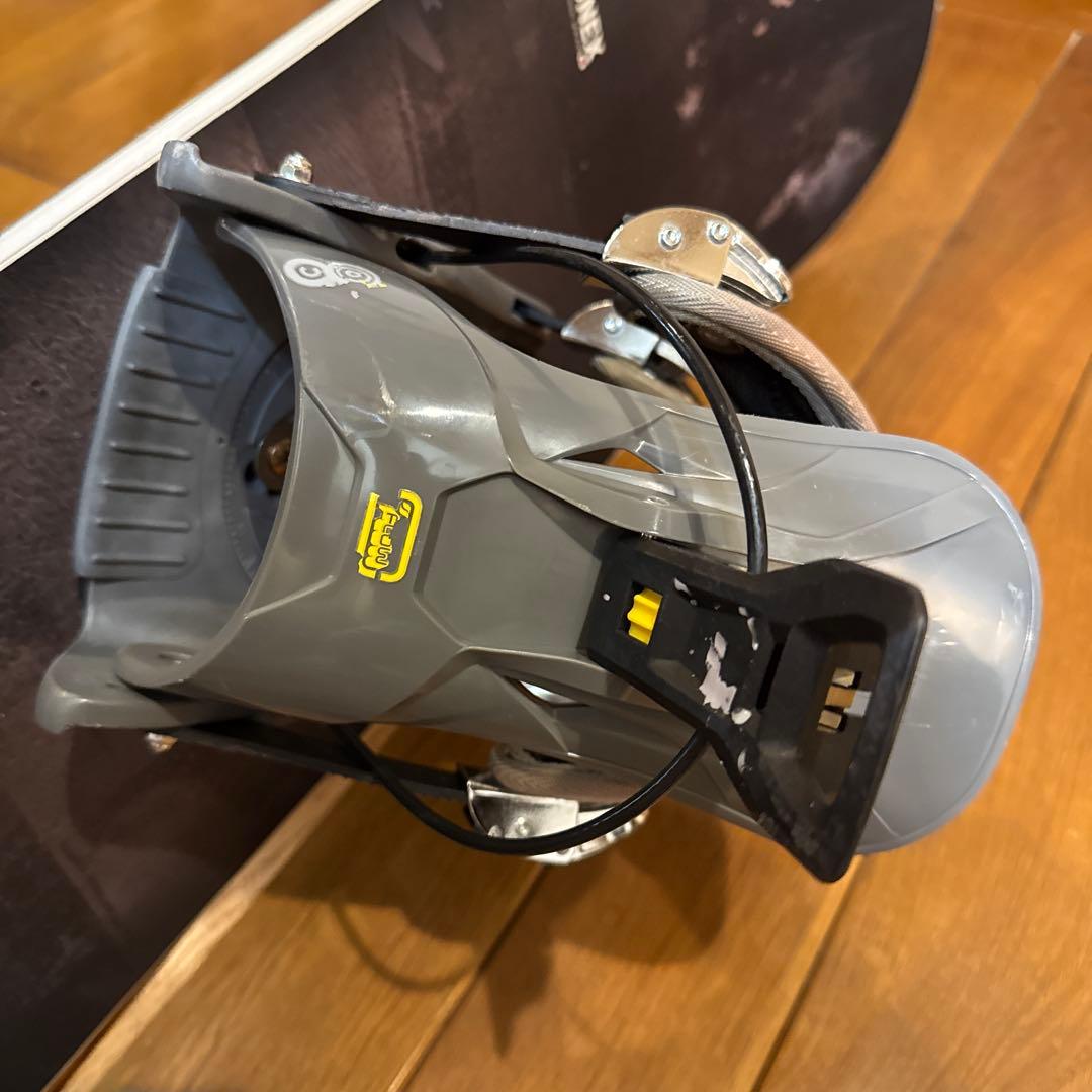 YONEX スノーボード 120cm とFLOWビンディング付　対応:小学生