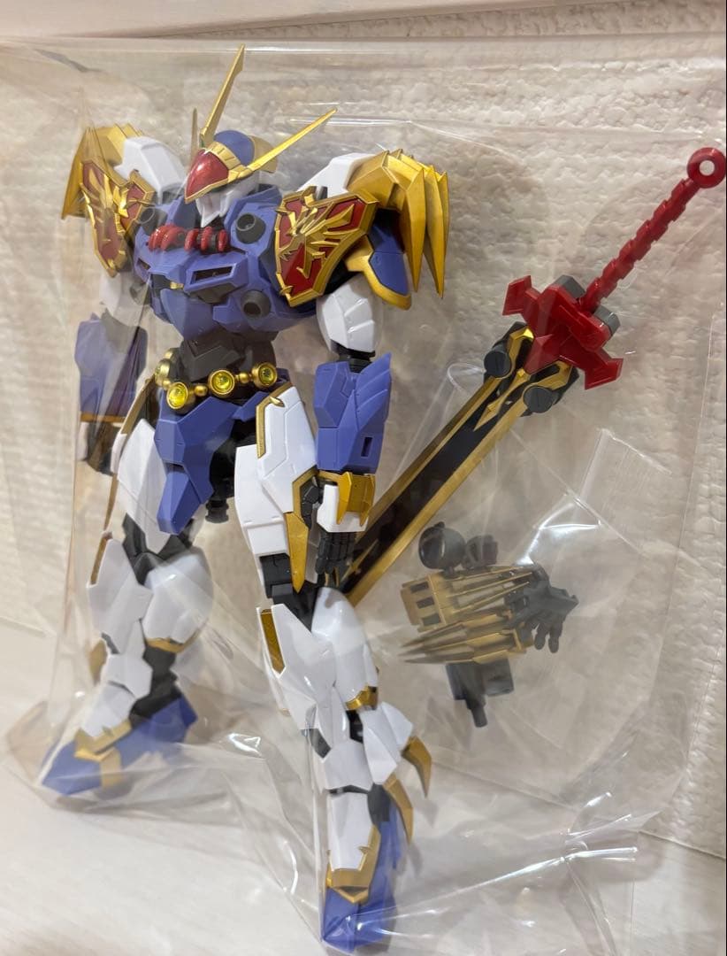 ①ジャンクプラモデル ガンプラ・MG レッドウォーリア HG ダイゼンガー 他