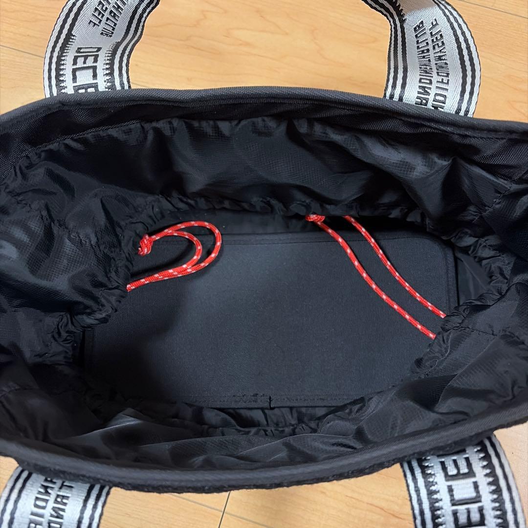 ディッセンバーメイ カードバッグ