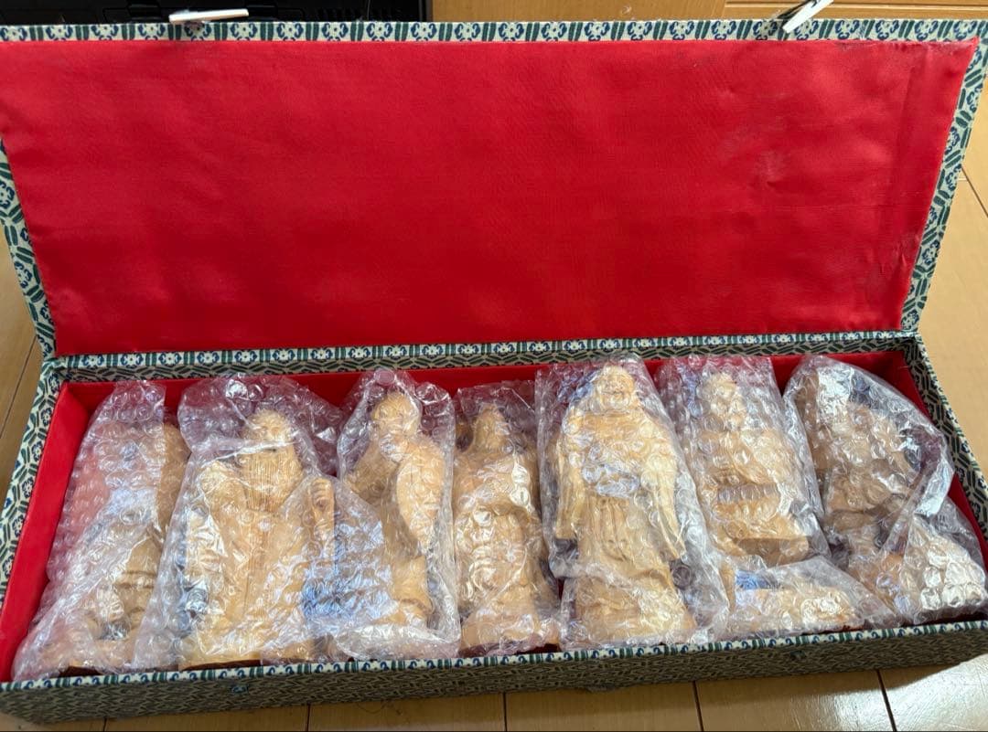 *七福神　木彫り 7体セット 縁起物