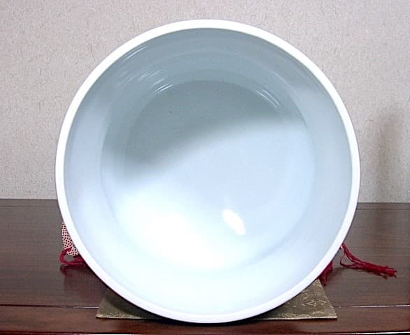 京焼・清水焼　大丸北峰（初代）作　祥瑞手 水指No2　青華松竹梅図　無傷　共箱。