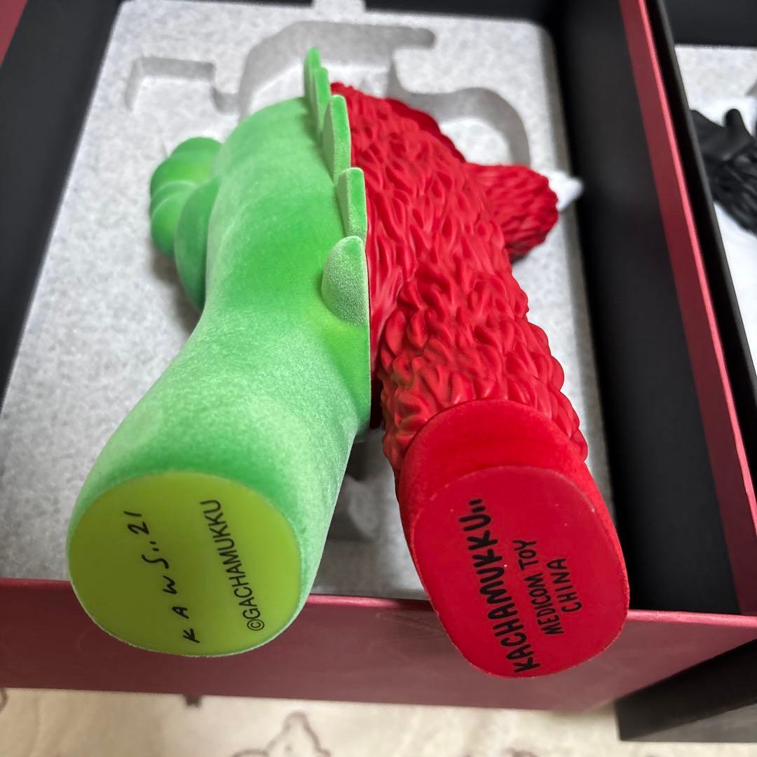 Kaws x Gachapin and Mukku 2体セット入手困難