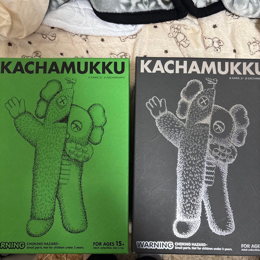 Kaws x Gachapin and Mukku 2体セット入手困難