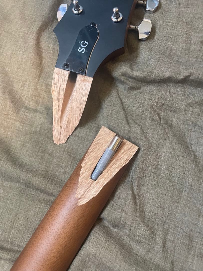 エピフォン　SG