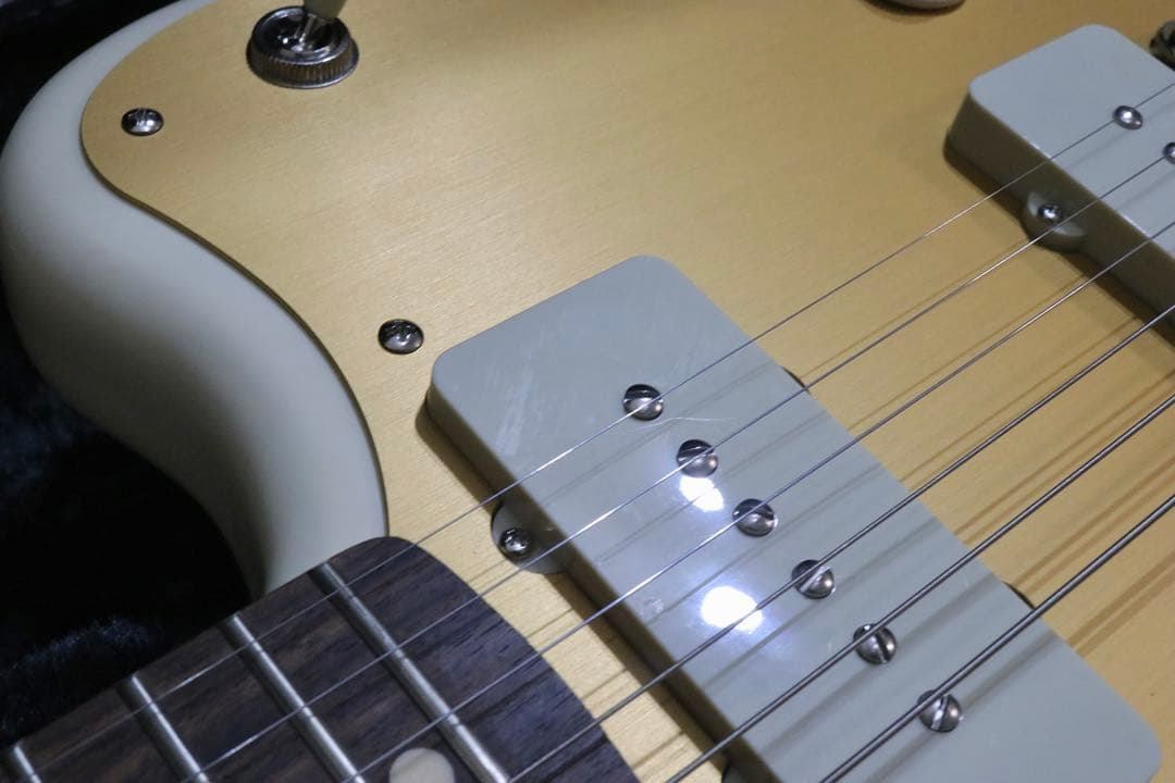 ギター Squier J Mascis Jazzmaster