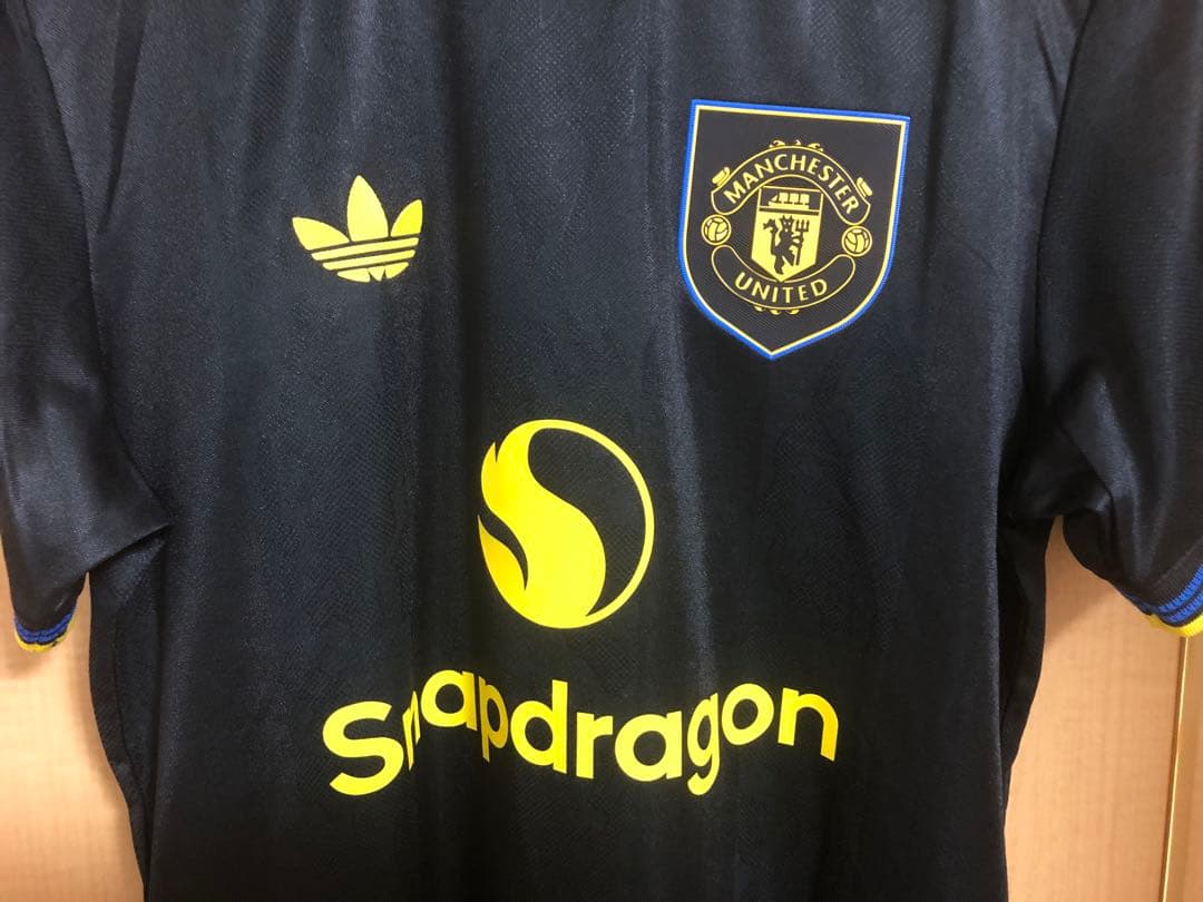 マンチェスターユナイテッド25/26 B・フェルナンデス オーセンティック L