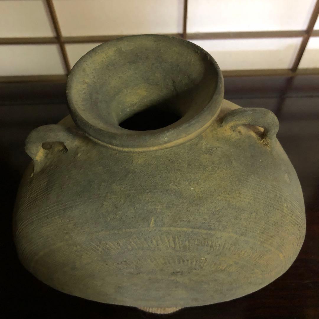 蔵の中にあった須恵器扁壺木箱付き