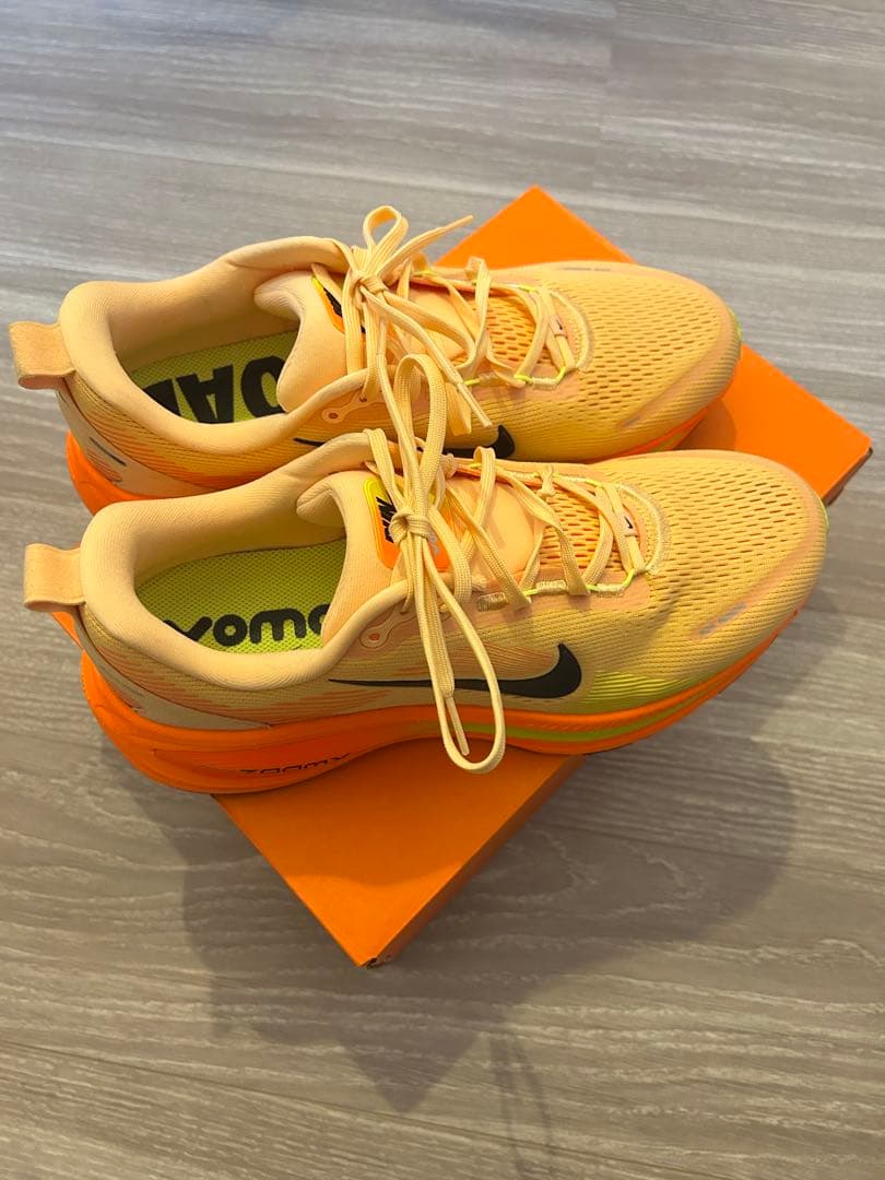 NIKE ボメロ18 28cm