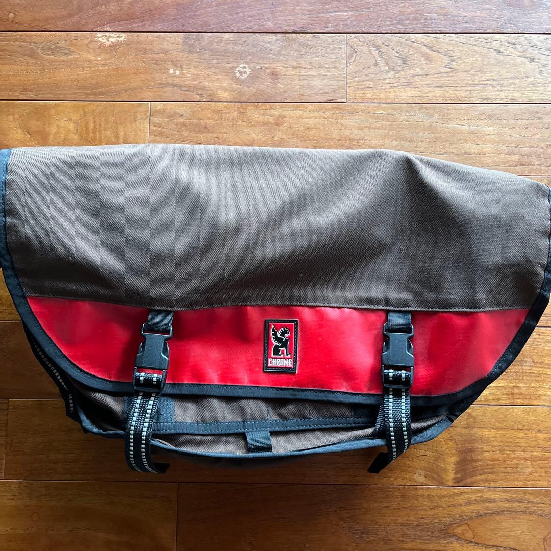 CHROME メッセンジャーバッグ ブラウン/レッド