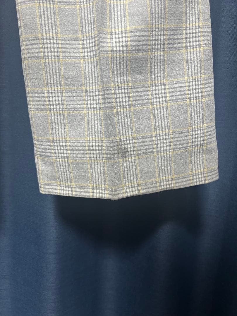 LEVI’S PANATELA チェックフレアパンツ