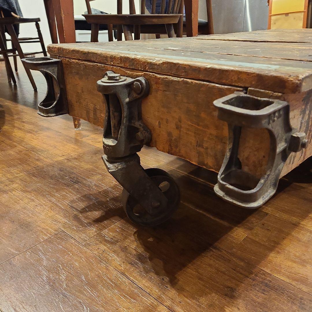 ヴィンテージ　インダストリアル　テーブル　USA　トロリー