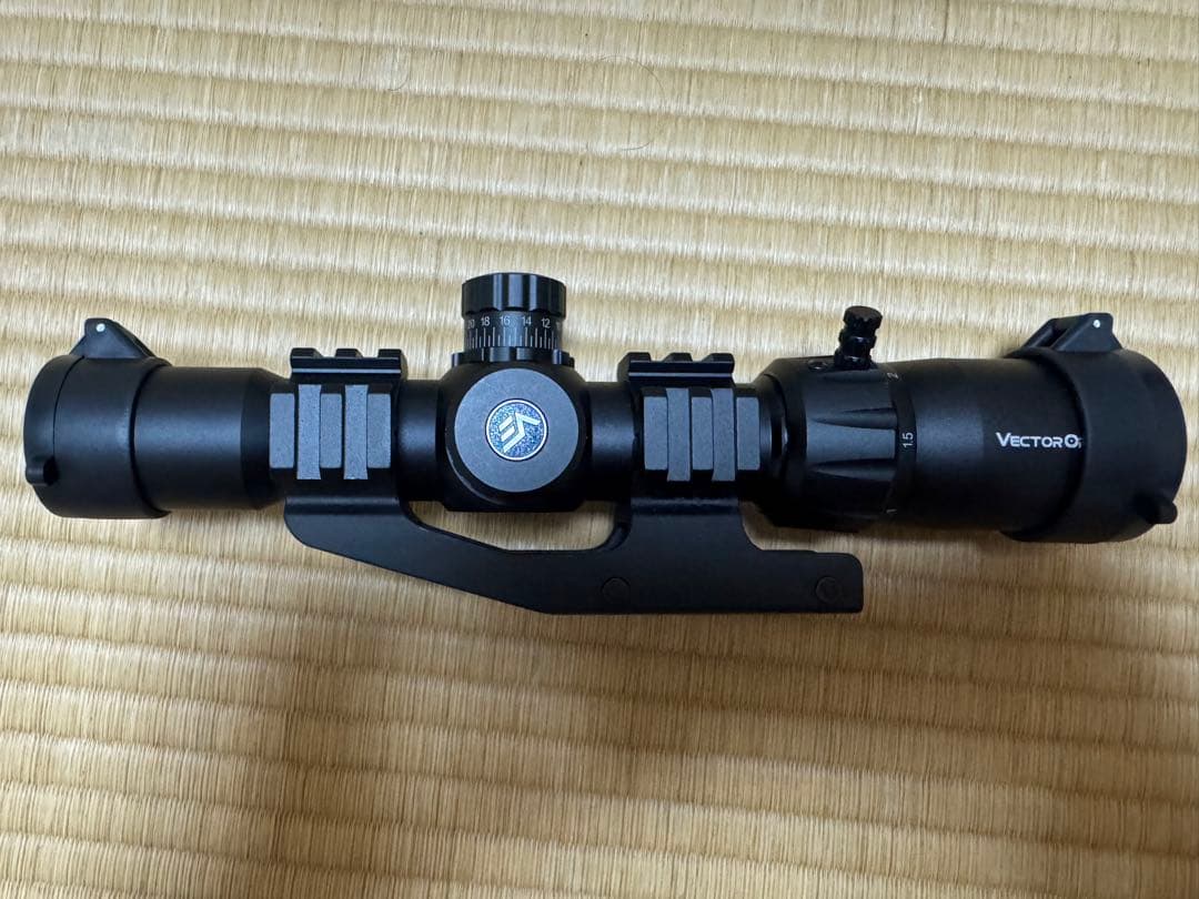 ベクターオプティクス MUSTANG 1-4x30