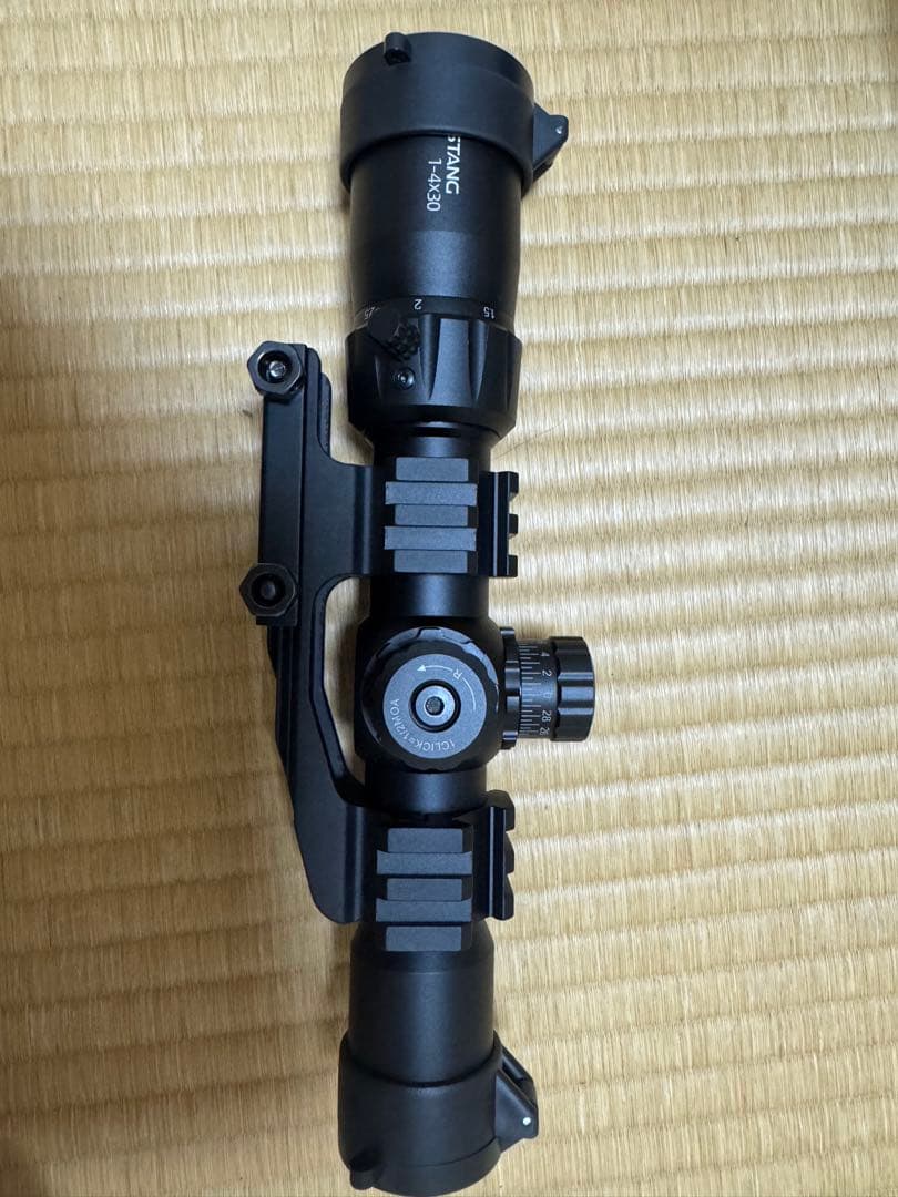 ベクターオプティクス MUSTANG 1-4x30