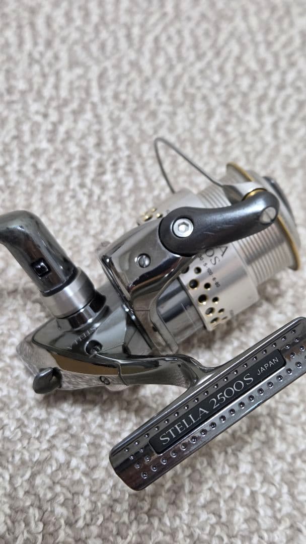 シマノ ステラ STELLA FW2500S スピニングリール【希少・美品】