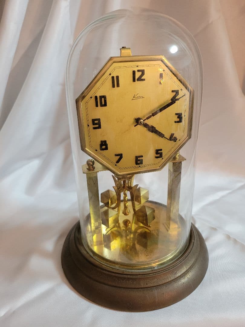 ヴィンテージ時計　ドイツ製 Kern（ケアン）400日時計 ガラスのドーム