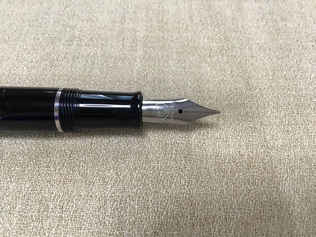 超美品ペリカン万年筆P205BK＋本革ケース新品コンバーター＋カートリッジインク