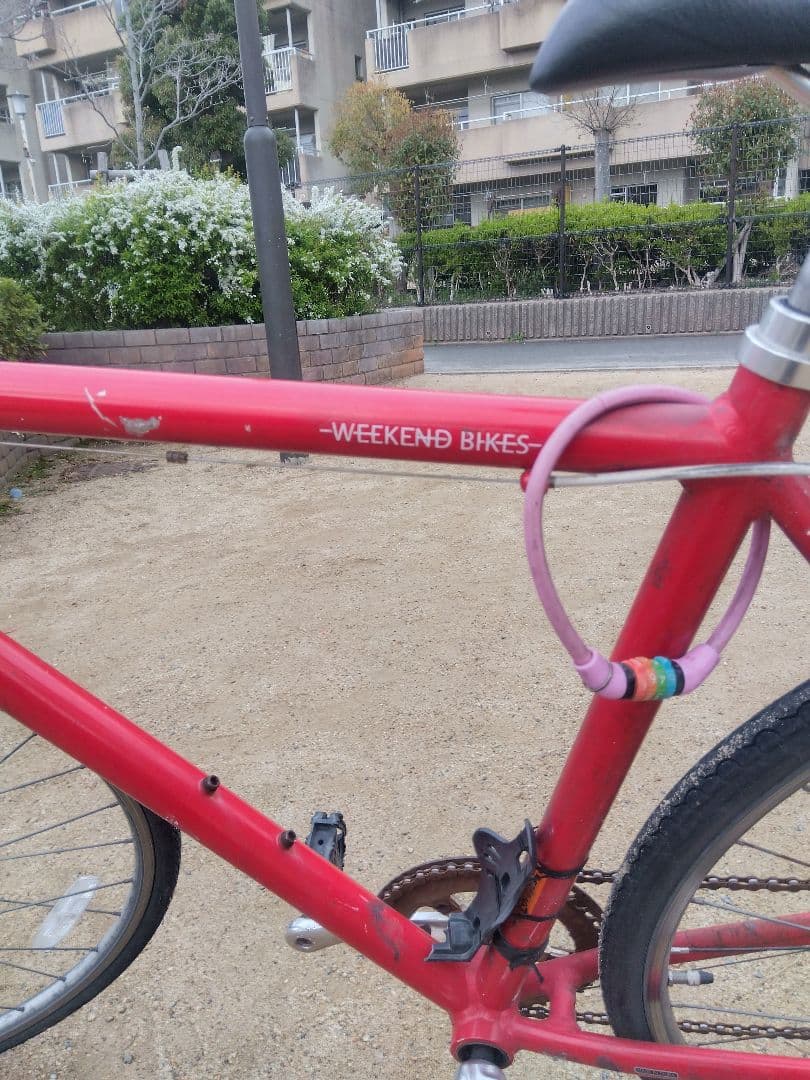 WEEKEND BIKES クロスバイク　26インチ 赤色 　アルミフレーム