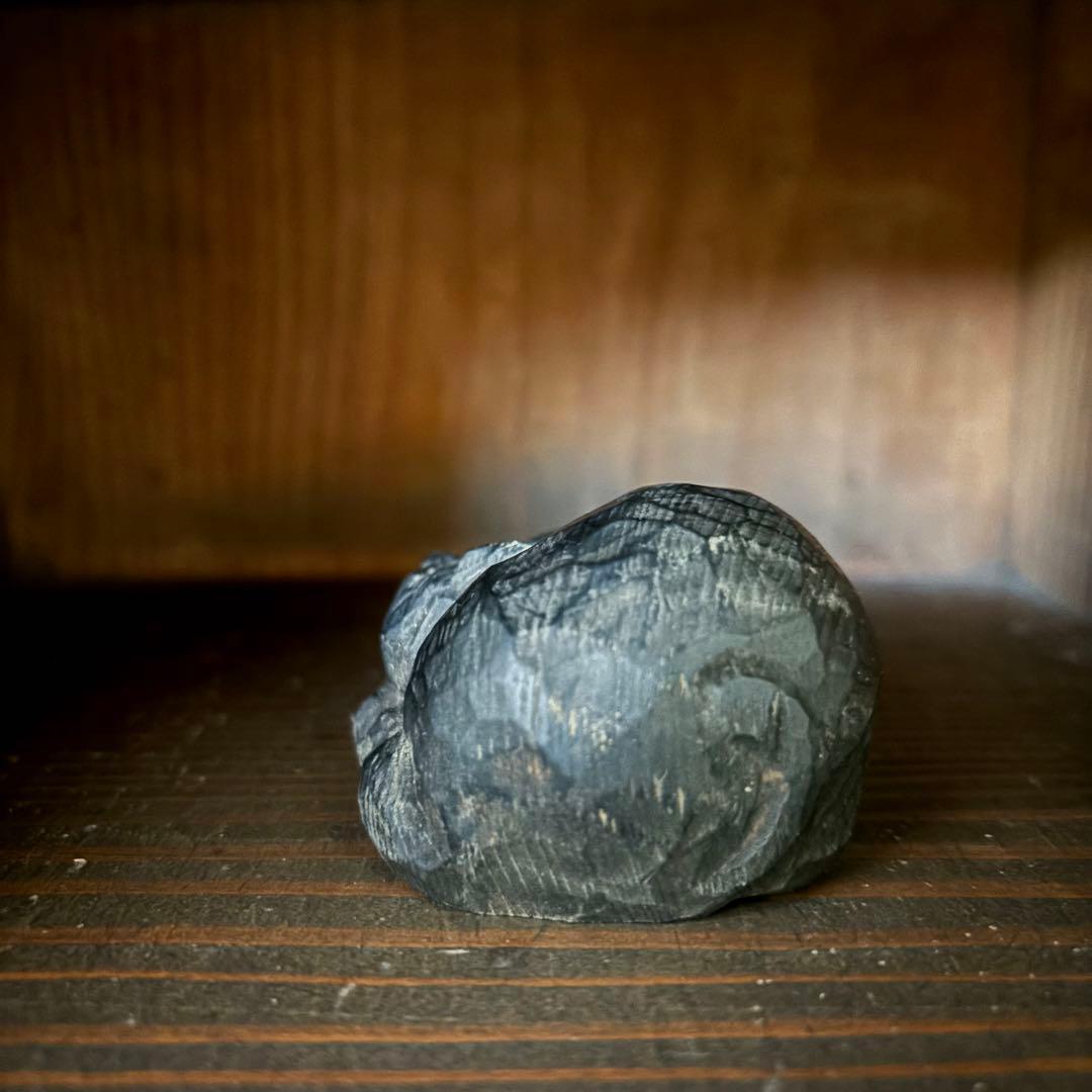 郷土玩具　猫　猫神　養蚕　蚕神　眠り猫　一刀彫り　木彫　古い　時代　妖怪　黒猫