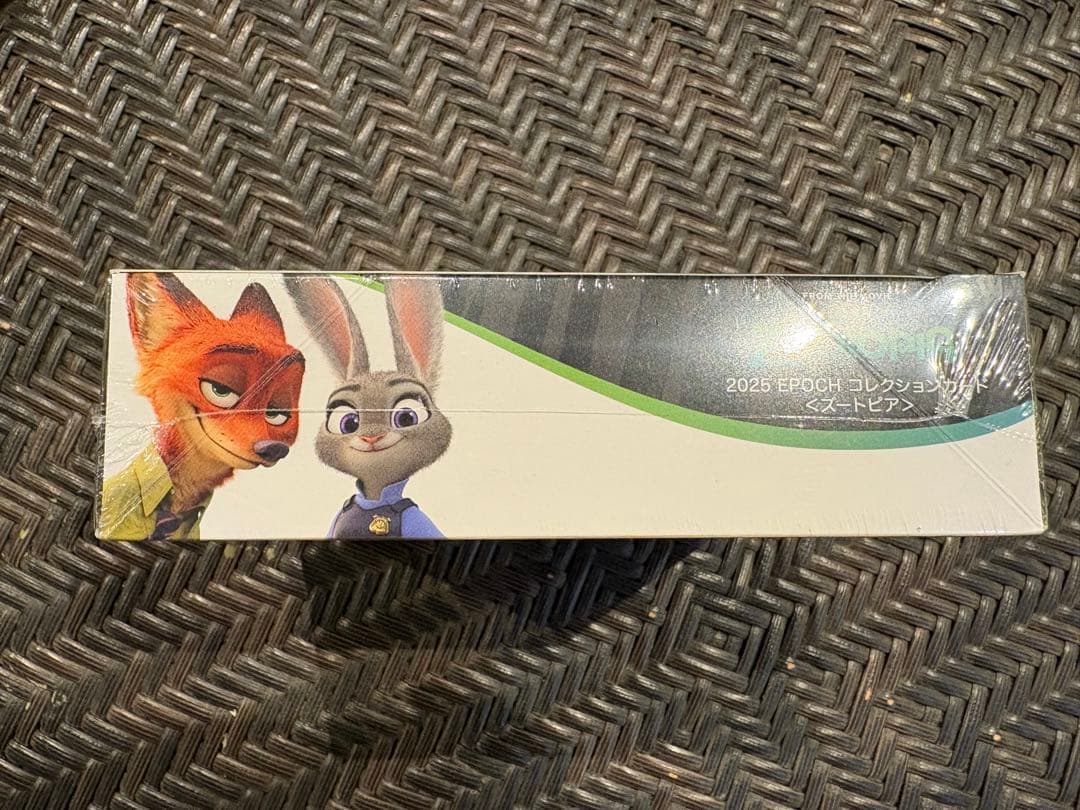 2025 ズートピア　コレクションカード　シュリンク付き【値下げ要相談】