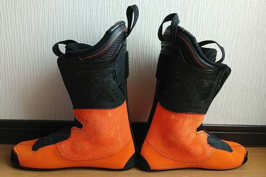 スキー TECNICA MACH1 LV 130 25.5 (295mm)