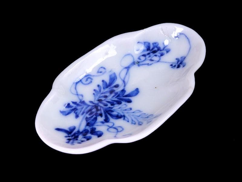 伊万里　瀬戸　染付　藤の図　木瓜型変形皿　豆皿　E685AS-fbqd