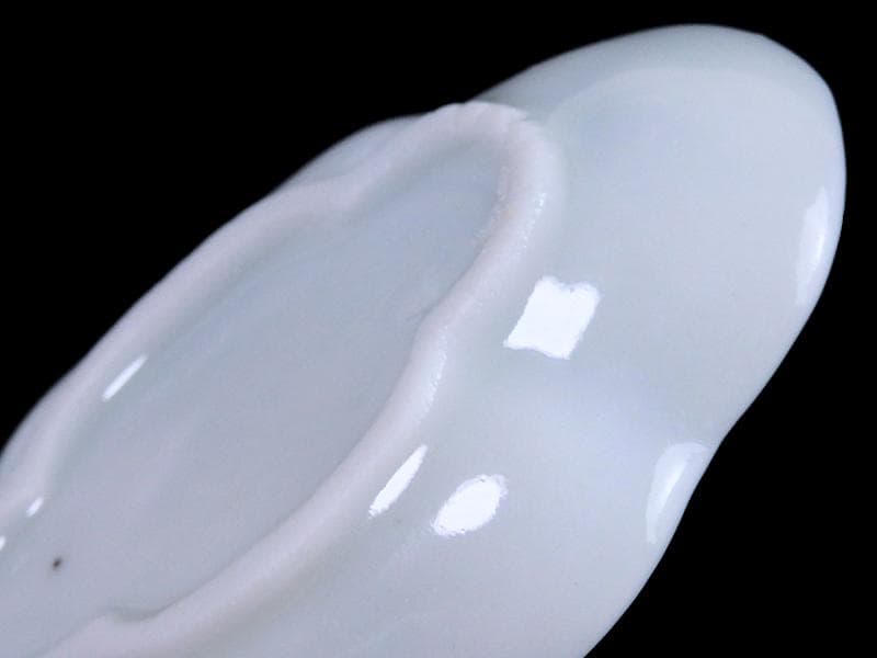 伊万里　瀬戸　染付　藤の図　木瓜型変形皿　豆皿　E685AS-fbqd