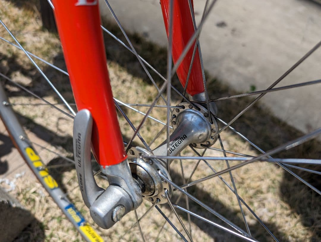 VIGORE フルオーダーロードバイク　練習用ホイール+マビックヘリウム