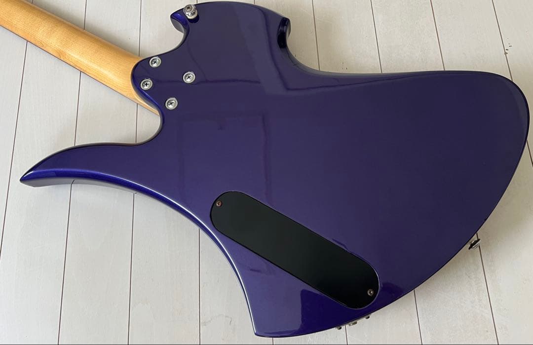 激レアカラーb.c.rich モッキンバード　エレキギター　完動品　ケース付き