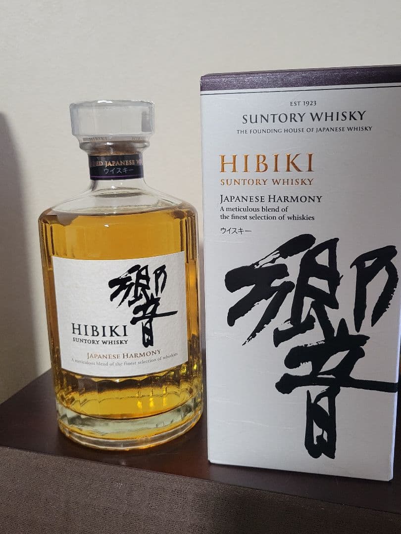 新品未開封✨響Hibiki JapaneseHarmonyウイスキー 700ml