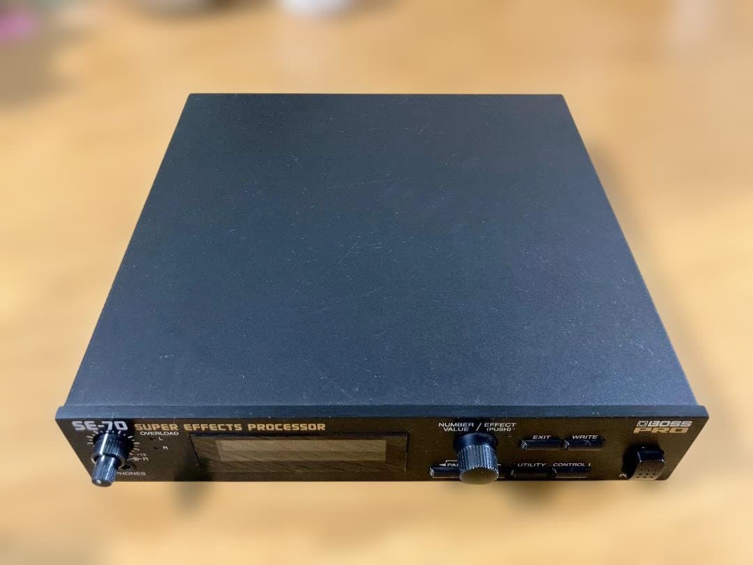 BOSS SE-70【純正アダプター・マニュアル付】動作確認済み