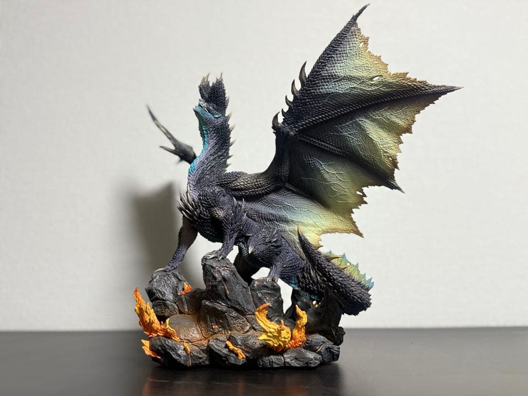 アルバトリオン　クリエイターズモデル　フィギュア