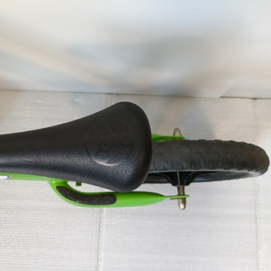 【良品】STRIDER ストライダー スポーツモデル 12インチ グリーン