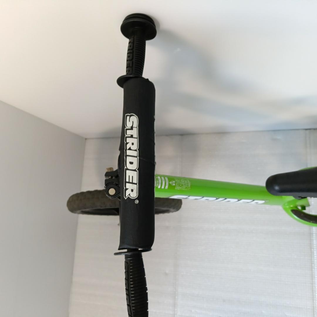 【良品】STRIDER ストライダー スポーツモデル 12インチ グリーン