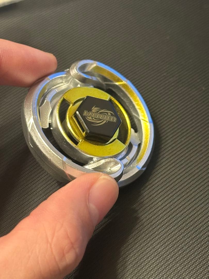 メタルファイトベイブレード　優勝景品　金ビルゴ