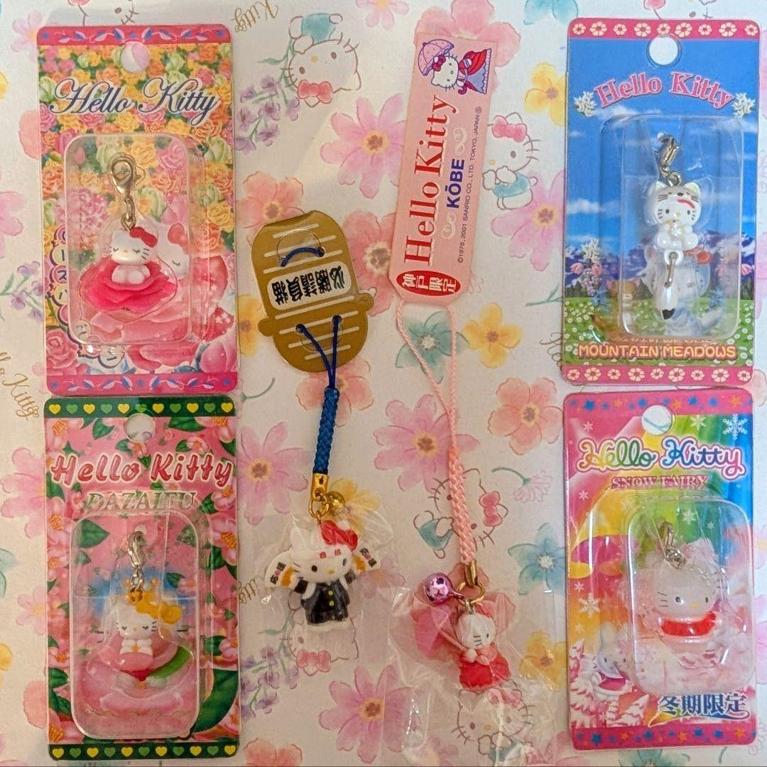 ☆*☆様 ハローキティ　ご当地キティ　ストラップ　200個おまとめ（ロリータ他）