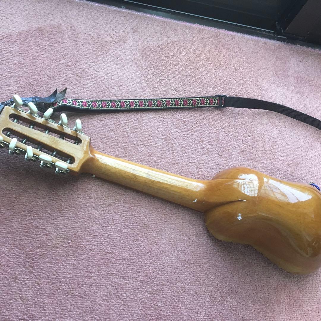 10弦　民族楽器　チャランゴ ケース付属 民族楽器木製 ケース付き
