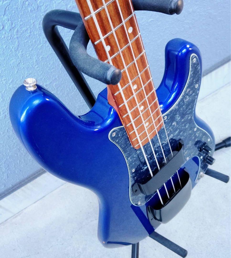 ベース Squier by Fender Precision BASS