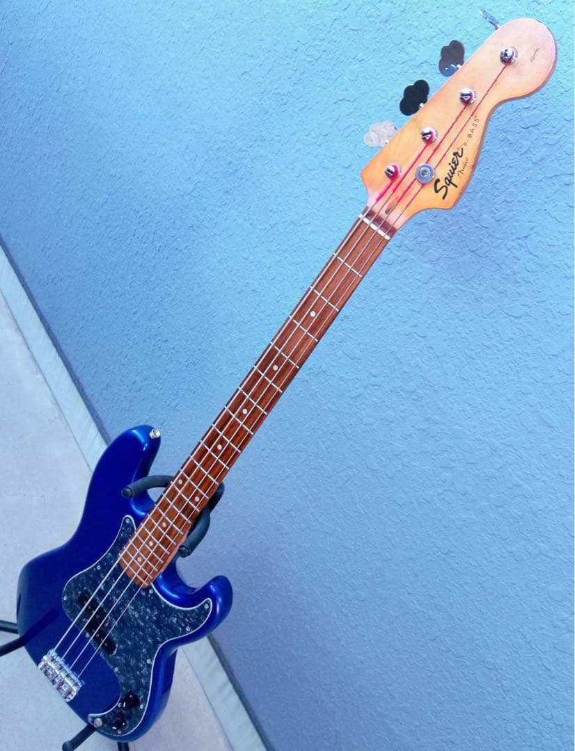 ベース Squier by Fender Precision BASS