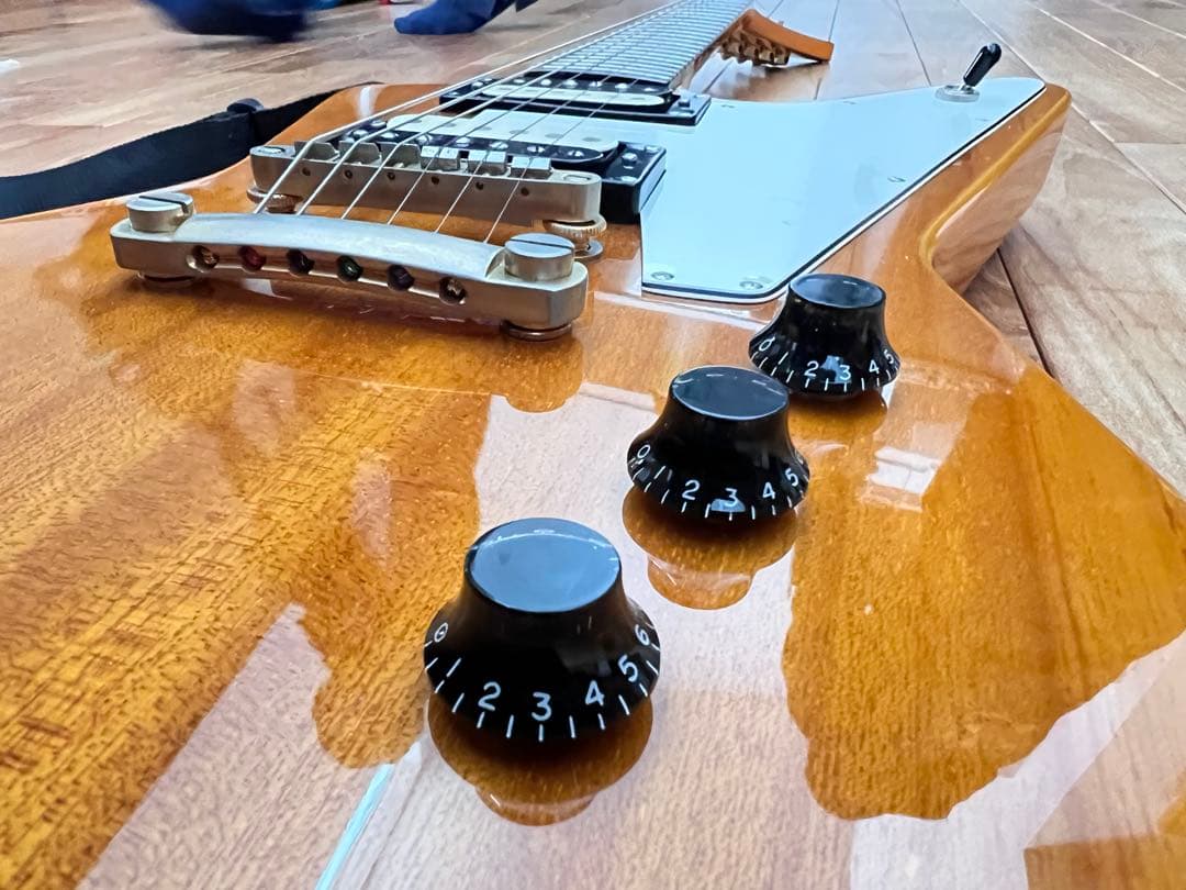 値下げ中❗️4月14日まで❗️エピフォン　Explorer エレキギター ナチュラル