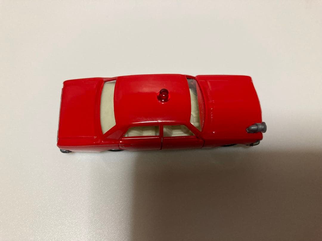 トミカ　クラウン　ファイアチーフカー　1Aホイール　銀サイレン　色指定箱　日本製