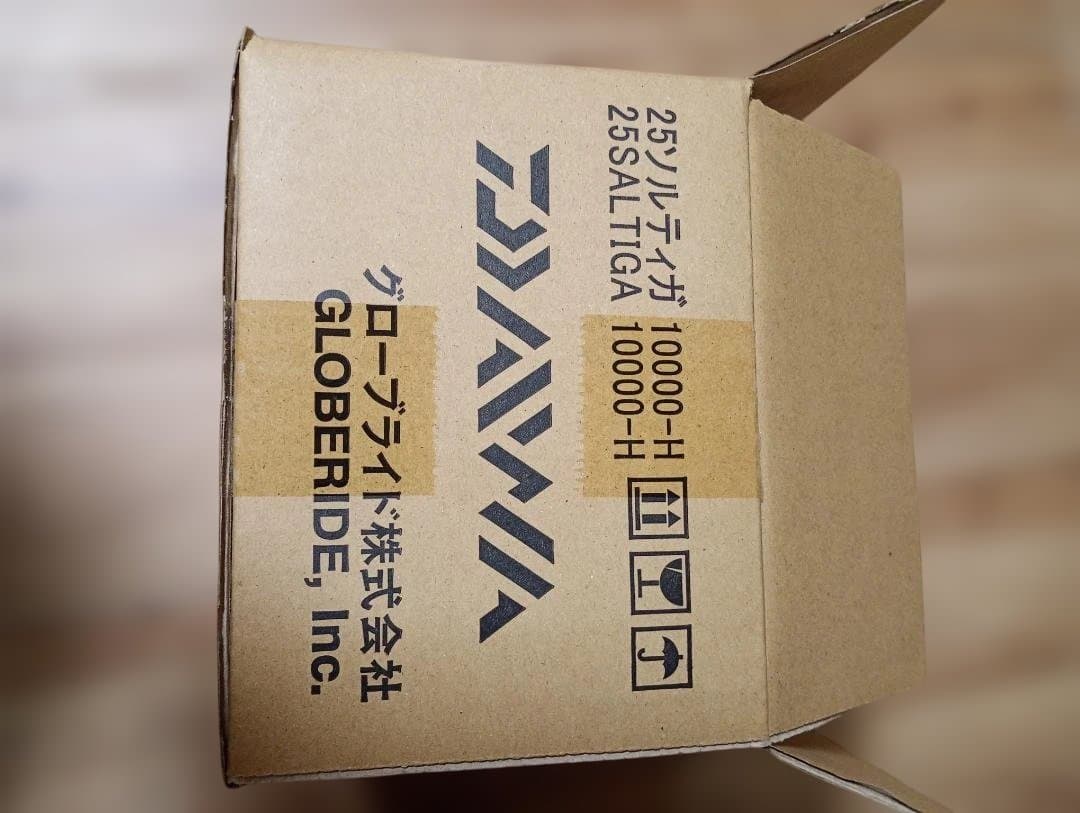 Daiwa Saltiga スピニングリール　25ソルティガ10000H