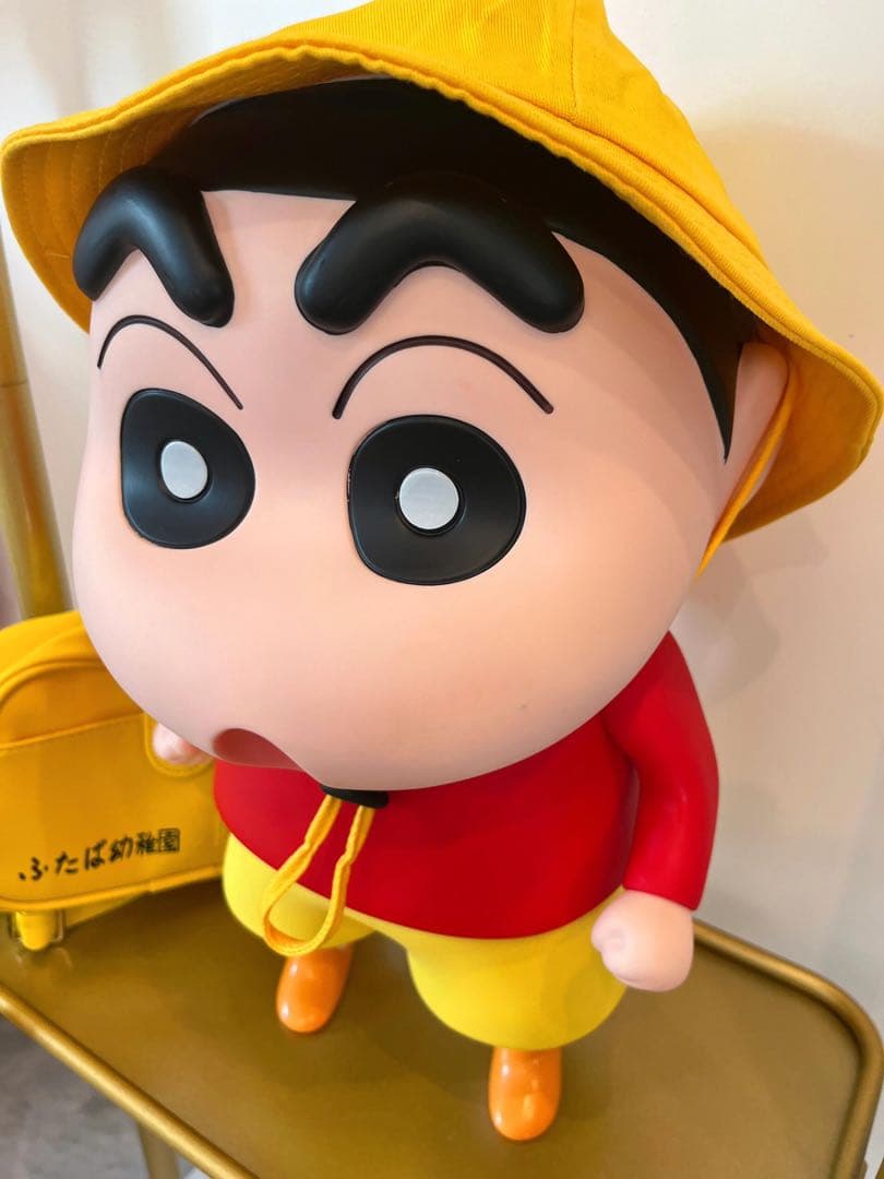 クレヨンしんちゃん フィギュ約40cm