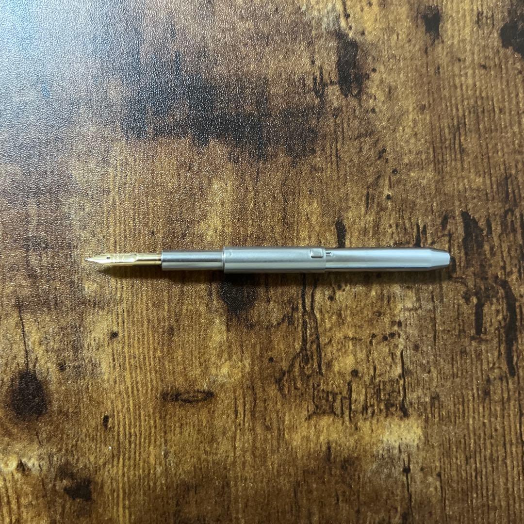 PILOT パイロット キャップレス万年筆　廃盤