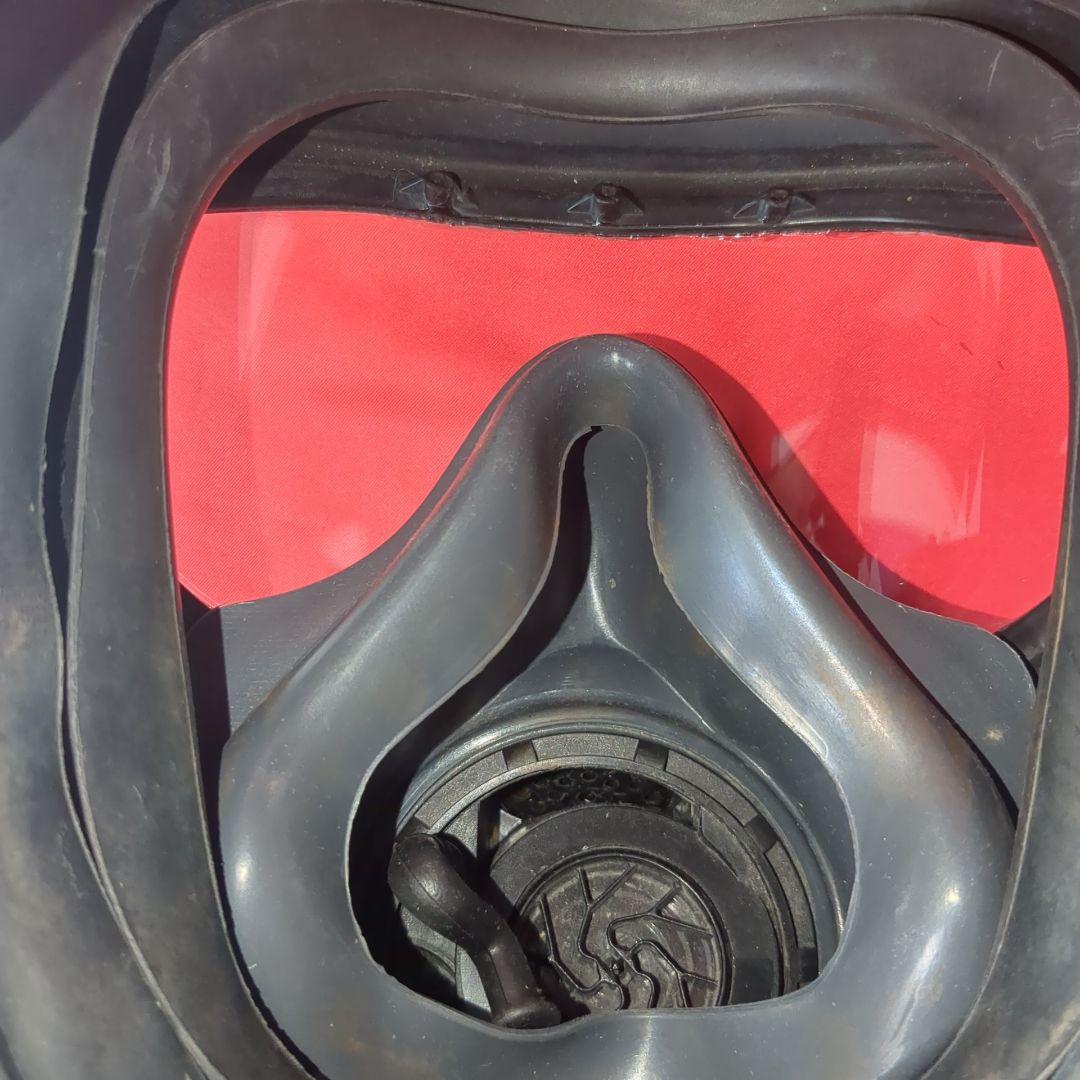 イギリス軍GSRレスピレーター（バッグ＆プラスチックホルダーフレーム付き）