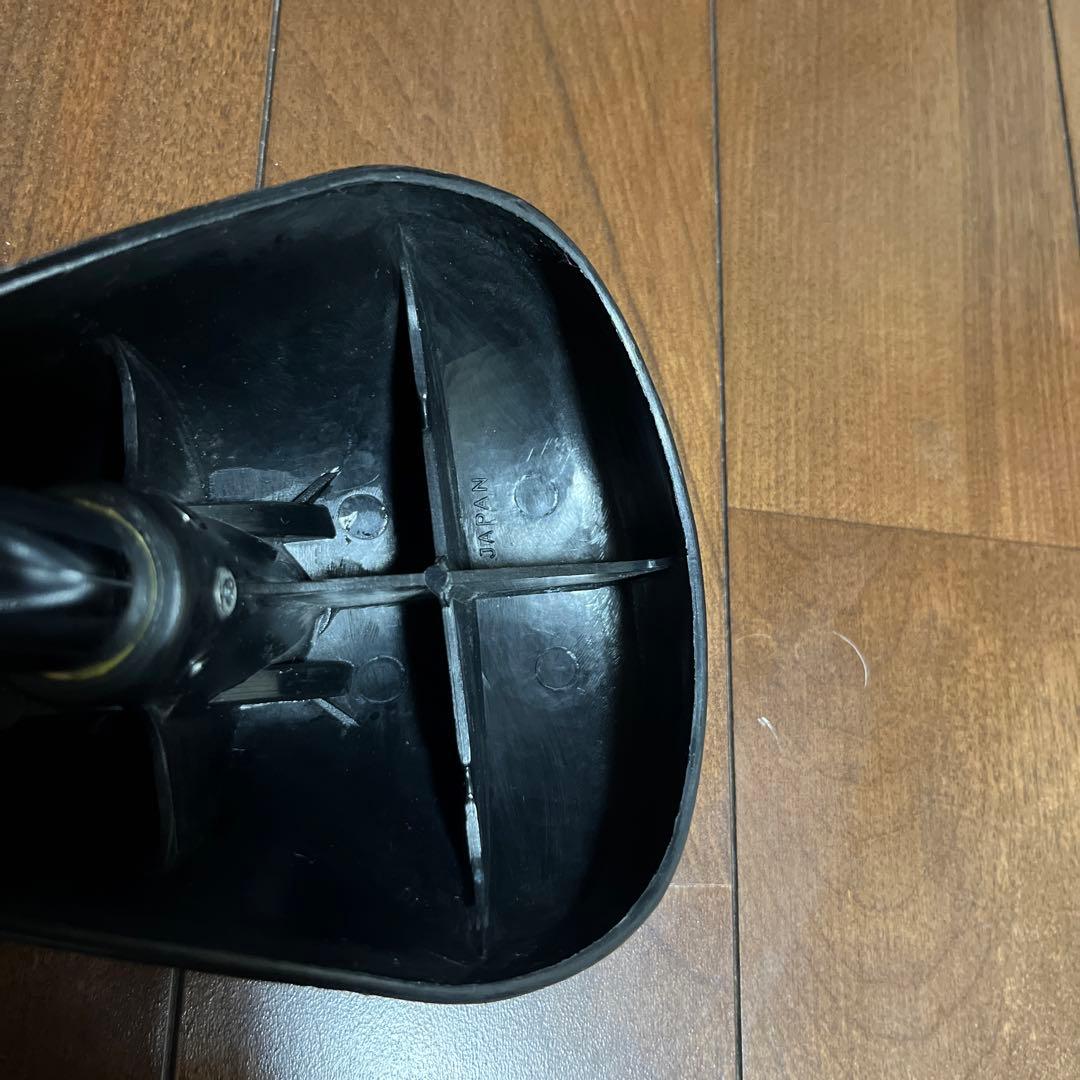 ERINA URTRA LIGHT サドル黒